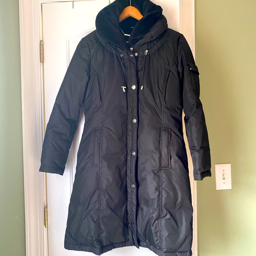 DKNY Women’s Longline Black Puffer Coat, size XS extra small